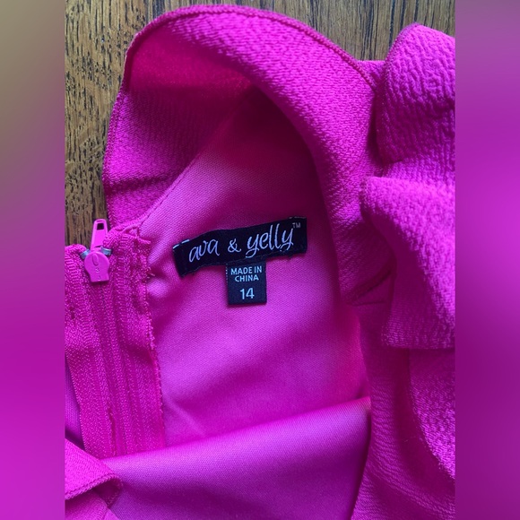 Girls hot pink Ava and Yelly party dress - Picture 3 of 4